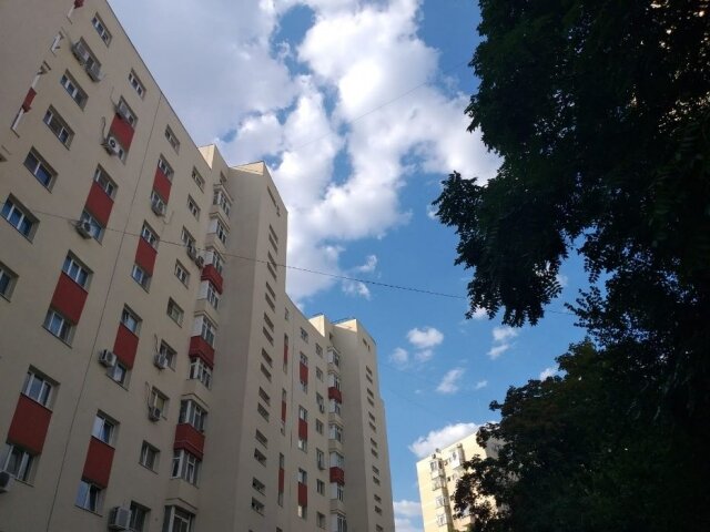 Berceni, inchiriez apartament 4 camere, decomandat, 82mp,